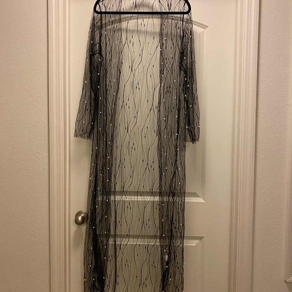 Kimono covered in pearls